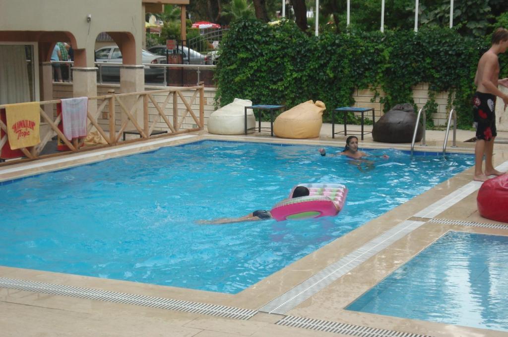 Tumay Hotel Antalya Exterior photo